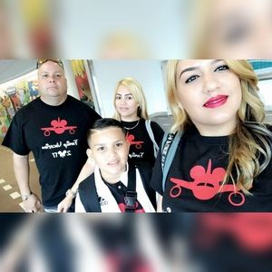 Meet your Posher, Debora